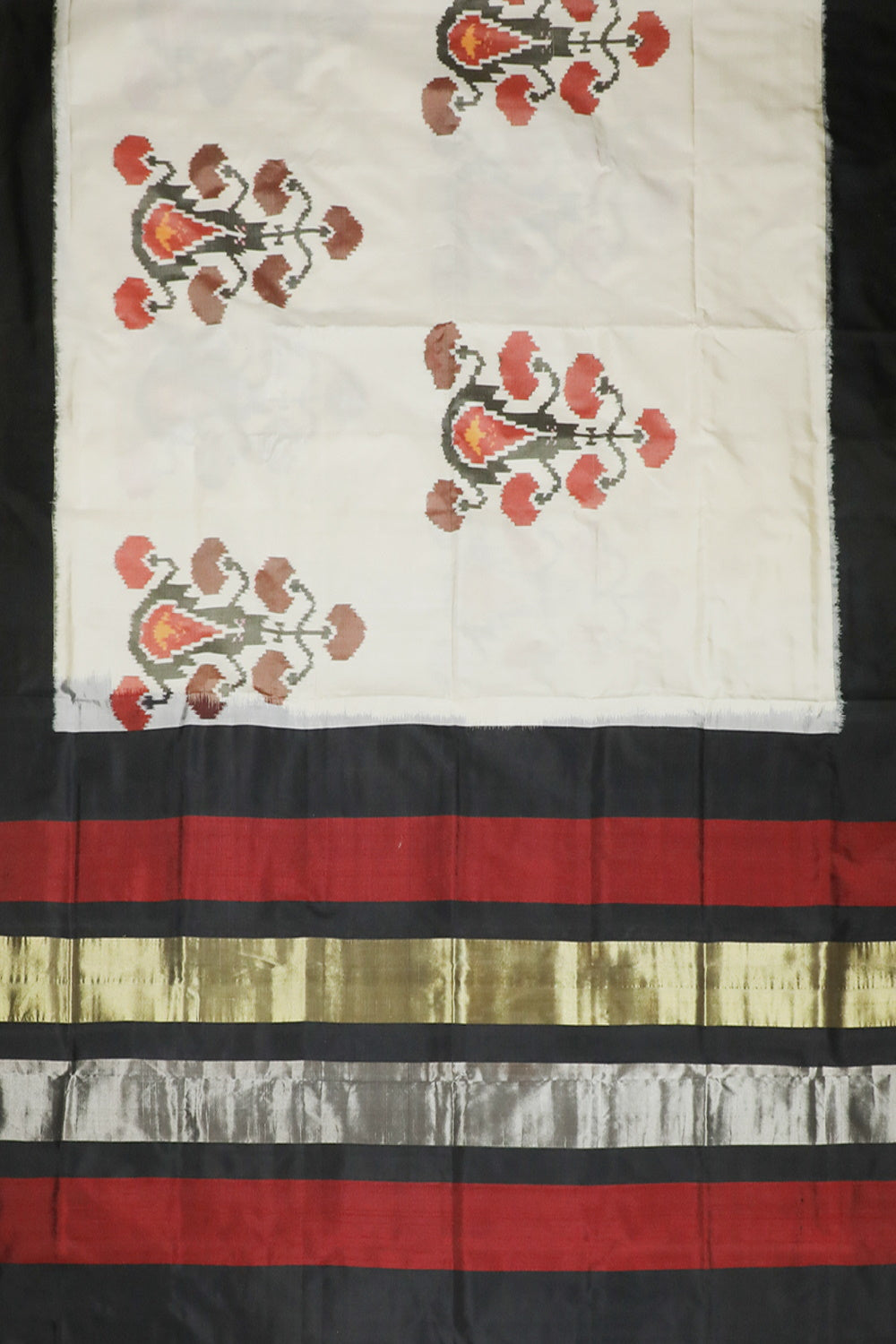 Ikat Silk Sarees - Matkatus